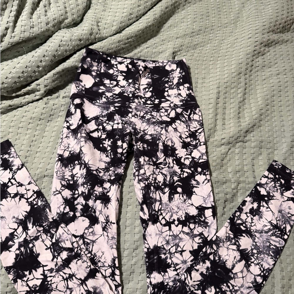 Lululemon Wunder Under Leggings